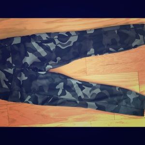 Athleta camo leggings